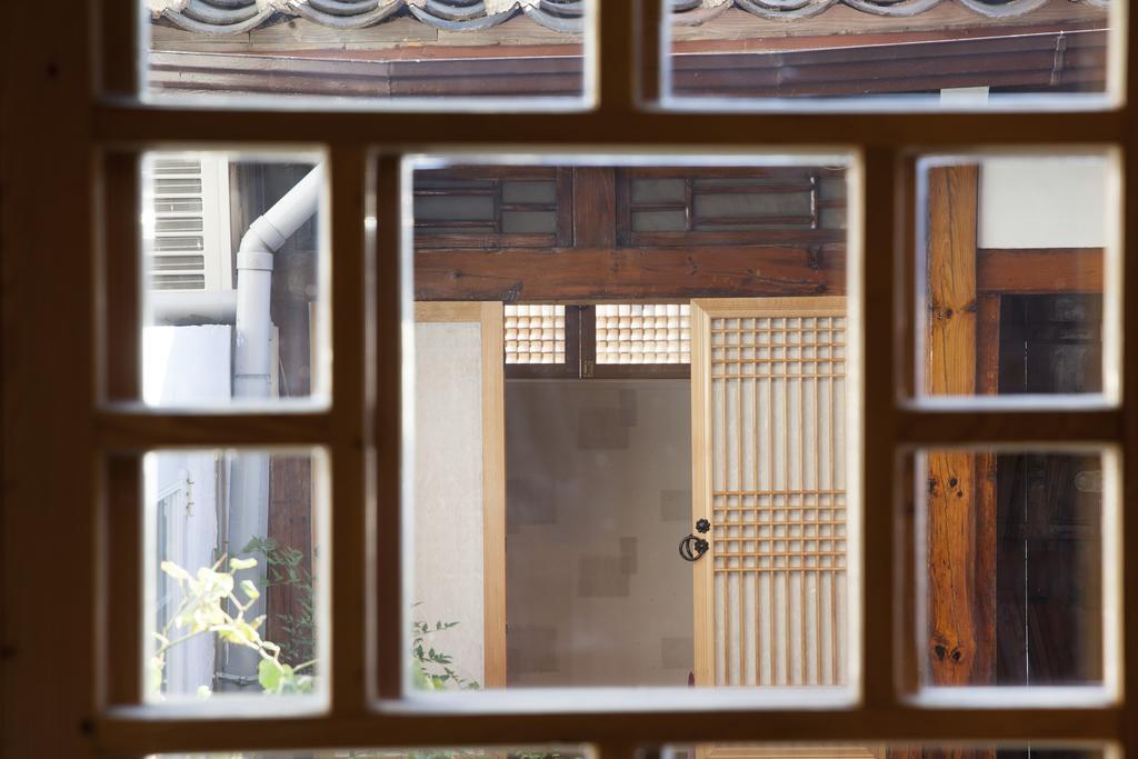Vine Hanok Guesthouse Сеул Стая снимка