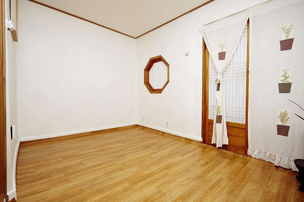 Vine Hanok Guesthouse Сеул Стая снимка